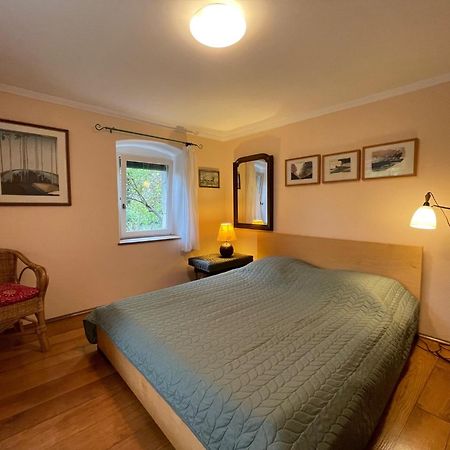 Appartement Pres De Dole Menotey Eksteriør billede