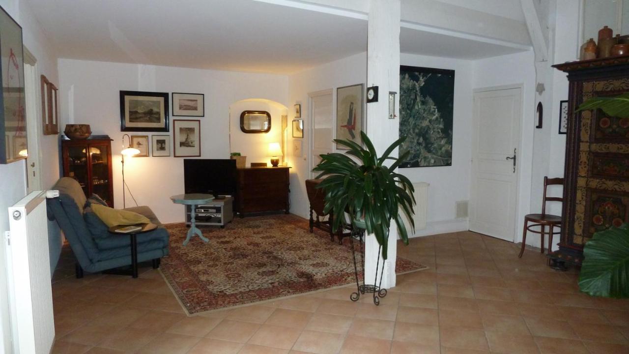 Appartement Pres De Dole Menotey Eksteriør billede